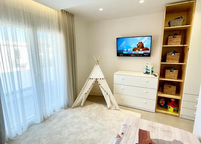 White House Kokas Luxury Apartments