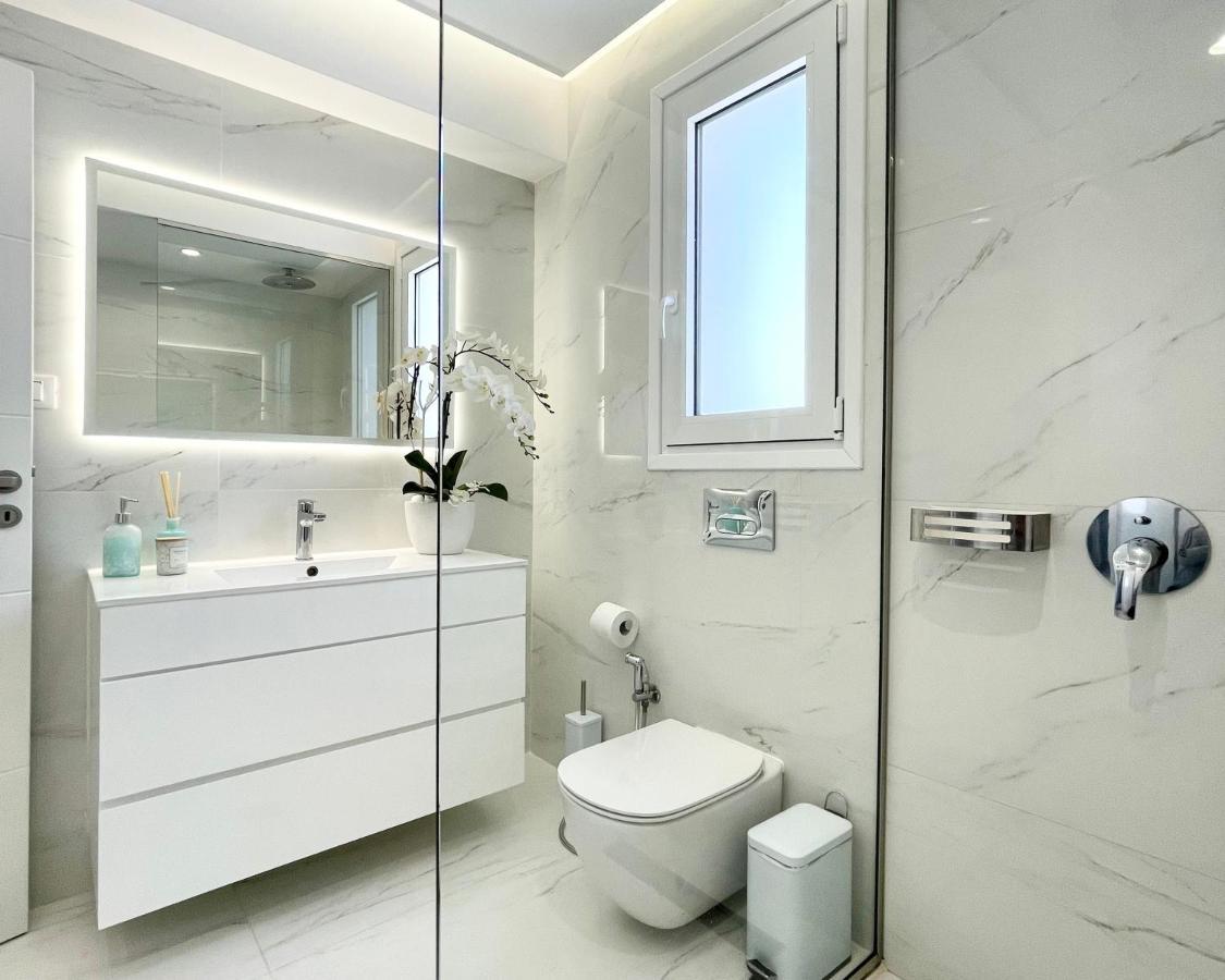 White House Kokas Luxury